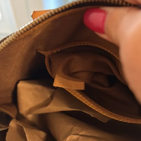 Louis Vuitton Alma PM Handbag - Picture 5 of 11